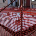 Una voragine in Piazza Toniolo: le abbondanti piogge la probabile causa