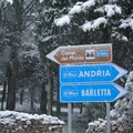 Neve e turisti: lo spettacolo magico di Castel del Monte
