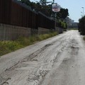 Via Vecchia Barletta: buche e rattoppi, le proteste