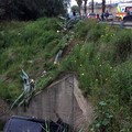 Auto in una scarpata: due fratelli feriti in codice rosso