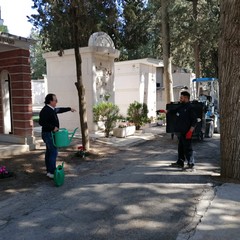 Commemorazione dei Defunti: al Cimitero rubati anche gli addobbi floreali