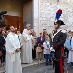 Folla di fedeli alla processione della Madonna dell'Altomare