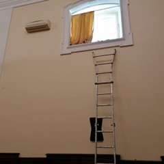 Donazione nuovi arredi per la sala consiliare di Palazzo di Città