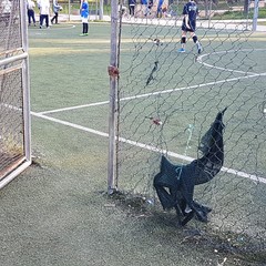 Degrado del campo di calcetto comunale