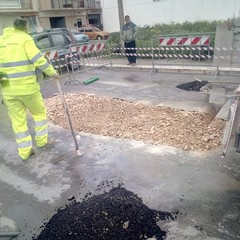 cedimento stradale in via Mozart