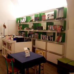 Ultimi sorsi di cultura al caffè letterario “ Persepolis”