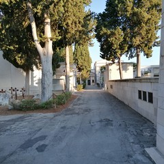 Lavori manutentivi e di pulizia per il Cimitero di Andria