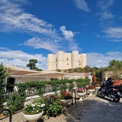 Castel del Monte e la costa di Bisceglie “rapiscono” nuovi viaggiatori