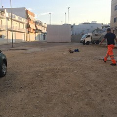 Via Fornaci: interventi di pulizia su aree adibite a parcheggi