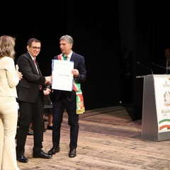 Consegnate le Onorificenze al Merito della Repubblica Italiana