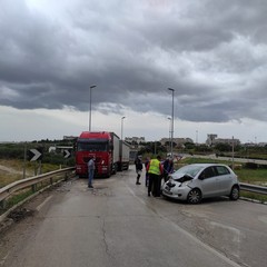 Incidente sulla strada tangenziale, nei pressi dello svincolo per l'A/14