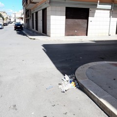 La pulizia delle strade del quartiere Sacro Cuore, affidate alla ...pioggia