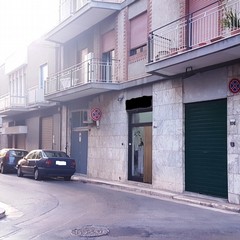 Larga è la foglia stretta è  la via…..