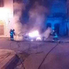 incendio autovettura piazza Sant'Agostino