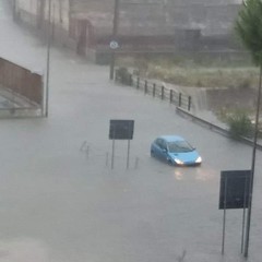 Piogge e temporali: tromba d'aria e strade allagate ad Andria