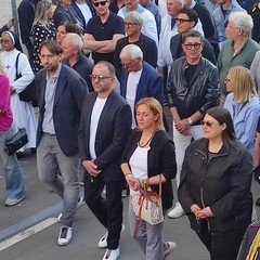 Folla di fedeli alla processione della Madonna dell'Altomare