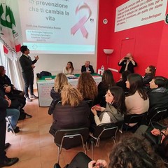 incontro su "Prevenzione e cura delle patologie mammarie"