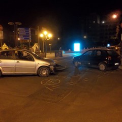 incidente stradale tra corso Cavour e viale Venezia Giulia