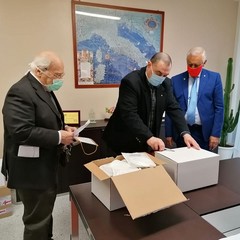 Dispositivi per la protezione personale donati dal Rotary Club Andria