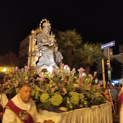 il simulacro della Madonna dei Miracoli al suo Santuario