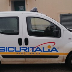 tentativo di furto in alcune villette della zona di Castel del Monte