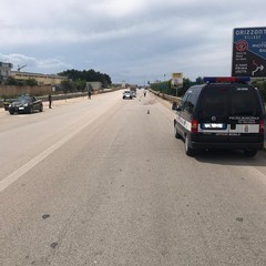 incidente sulla strada tangenziale