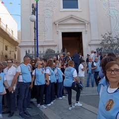 Folla di fedeli alla processione della Madonna dell'Altomare