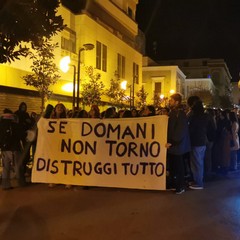 Andria in piazza contro la violenza