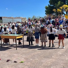 L’Istituto "Jannuzzi - Di Donna" di Andria trasforma il giardino della scuola in una festa d’autunno
