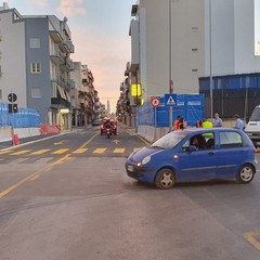 riapre al traffico via Barletta
