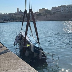 barca affondata a Bisceglie
