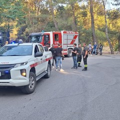 Incidente auto moto a Castel del Monte: tre feriti
