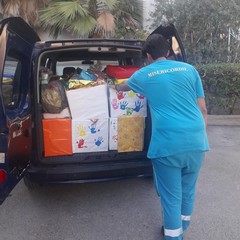 Andria la donazione di giochi e materiale didattico