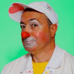 Berardino Leonetti incontra i suoi pazienti senza camice