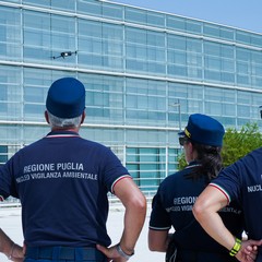 droni per combattere gli sporcaccioni dei rifiuti