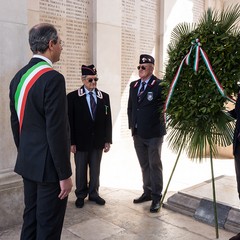 Il 25 aprile 2018 si ricorda il 73° anniversario della Liberazione dell’Italia dall’occupazione nazifascista ed è una festività civile. La celebrazione per ricordare questa data, venne istituita su proposta del presidente del Consiglio Alcide De Gasperi, con una legge ordinaria nel maggio 1949, fu stabilito che il 25 aprile (già festeggiato a partire dal 1946), quale anniversario della Liberazione, rientrasse tra i giorni considerati di festa nazionale. Per garantire che la memoria di quegli eventi non andasse dispersa in seguito al decesso di chi aveva combattuto in prima linea contro il naz
