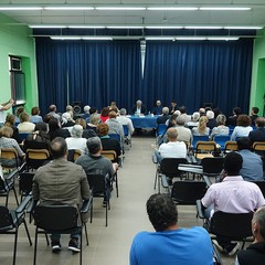 Il presidente della Regione, Michele Emiliano ha incontrato i residenti del quartiere S. Valentino
