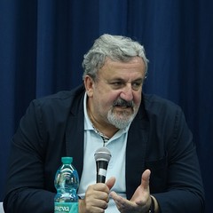 Il presidente della Regione, Michele Emiliano ha incontrato i residenti del quartiere S. Valentino