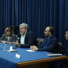Il presidente della Regione, Michele Emiliano ha incontrato i residenti del quartiere S. Valentino