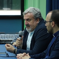 Il presidente della Regione, Michele Emiliano ha incontrato i residenti del quartiere S. Valentino