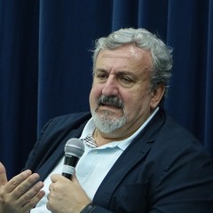 Il presidente della Regione, Michele Emiliano ha incontrato i residenti del quartiere S. Valentino