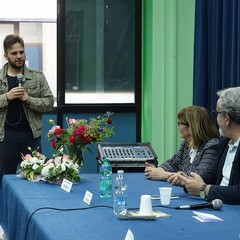 Il presidente della Regione, Michele Emiliano ha incontrato i residenti del quartiere S. Valentino