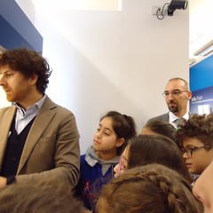 Gli studenti della scuola "Cotugno" vanno a lezione di .....Economia!