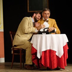 Risate dal primo minuto per l’ entusiasmante spettacolo teatrale "U' Scaldalitte”