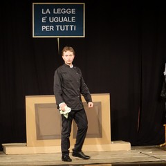 Risate dal primo minuto per l’ entusiasmante spettacolo teatrale "U' Scaldalitte”