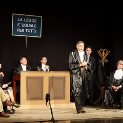 Risate dal primo minuto per l’ entusiasmante spettacolo teatrale "U' Scaldalitte”