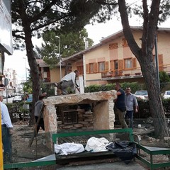 E' già tempo di Natale al piazzale Colasanto