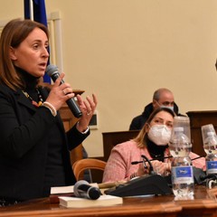 presentato il libro del medico oncologo Dino Leonetti