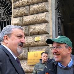 Gilet arancioni, Emiliano: "La Regione al fianco degli olivicoltori"