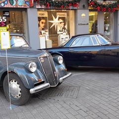 Esposizione auto e moto depoca del Club Storie e Motori Federiciani JPG